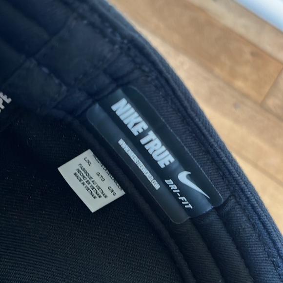 UW-Green Bay Nike True Flat-Brimmed Hat - Picture 6 of 7